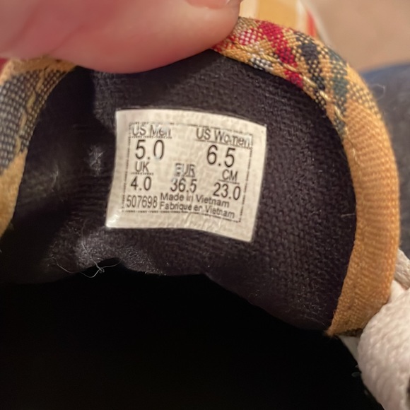 Vans Old Skool Gold & Black Plaid Print Lace Up Sneaker Size Women's 6.5/Men’s 5 - Picture 11 of 11